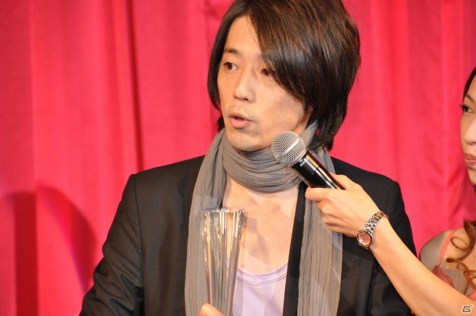 ラストを華々しく飾るスペシャルゲストが登壇！「KONAMI Arcade Championship 2011 グランドフィナーレ ～授賞祝賀会～」イベントレポートの画像29