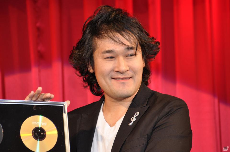 ラストを華々しく飾るスペシャルゲストが登壇！「KONAMI Arcade Championship 2011 グランドフィナーレ ～授賞祝賀会～」イベントレポートの画像34