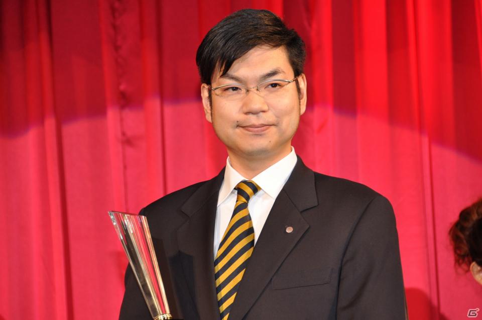 ラストを華々しく飾るスペシャルゲストが登壇！「KONAMI Arcade Championship 2011 グランドフィナーレ ～授賞祝賀会～」イベントレポートの画像54