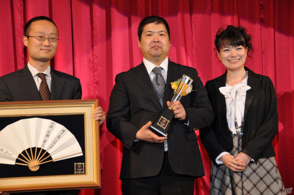 ラストを華々しく飾るスペシャルゲストが登壇！「KONAMI Arcade Championship 2011 グランドフィナーレ ～授賞祝賀会～」イベントレポートの画像86