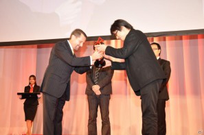 トリプル受賞を決めたのは「モンスターハンターポータブル3rd」！新作となるFF零式やエクシリアもゴールドプライズに輝いた「PlayStation Awards 2011」授賞式レポートの画像50