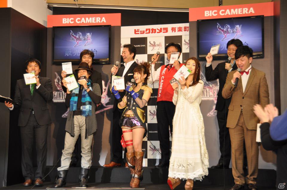 ゲストに岸尾だいすけさん、ふくい舞さん、「露出と防御」コスチュームで登場したのは大島優子さん！PS3/Xbox 360「ファイナルファンタジーXIII-2」発売カウントダウンイベントレポートの画像60