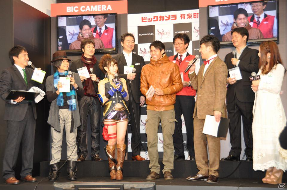 ゲストに岸尾だいすけさん、ふくい舞さん、「露出と防御」コスチュームで登場したのは大島優子さん！PS3/Xbox 360「ファイナルファンタジーXIII-2」発売カウントダウンイベントレポートの画像67