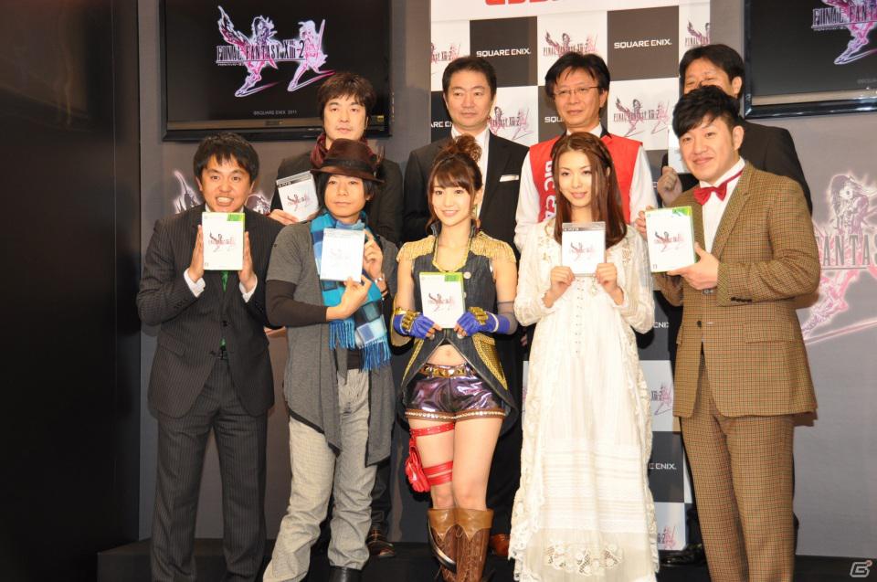 ゲストに岸尾だいすけさん、ふくい舞さん、「露出と防御」コスチュームで登場したのは大島優子さん！PS3/Xbox 360「ファイナルファンタジーXIII-2」発売カウントダウンイベントレポートの画像69