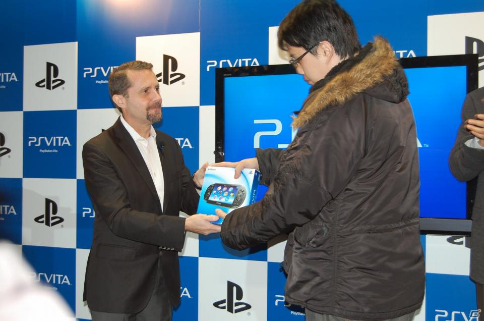 PlayStation Vita本日発売！SHIBUYA TSUTAYAで行われた発売カウントダウンイベントをレポートの画像18