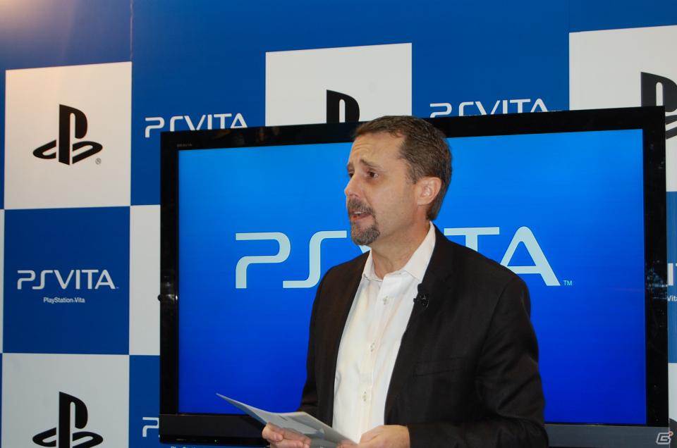 PlayStation Vita本日発売！SHIBUYA TSUTAYAで行われた発売カウントダウンイベントをレポートの画像6