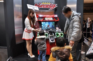 【ジャンプフェスタ2012】スクウェア・エニックスブースでは3DSタイトルの試遊台が多数！Vジャンプ編集部が質問する「ドラゴンクエストX」スペシャルステージも開催の画像78