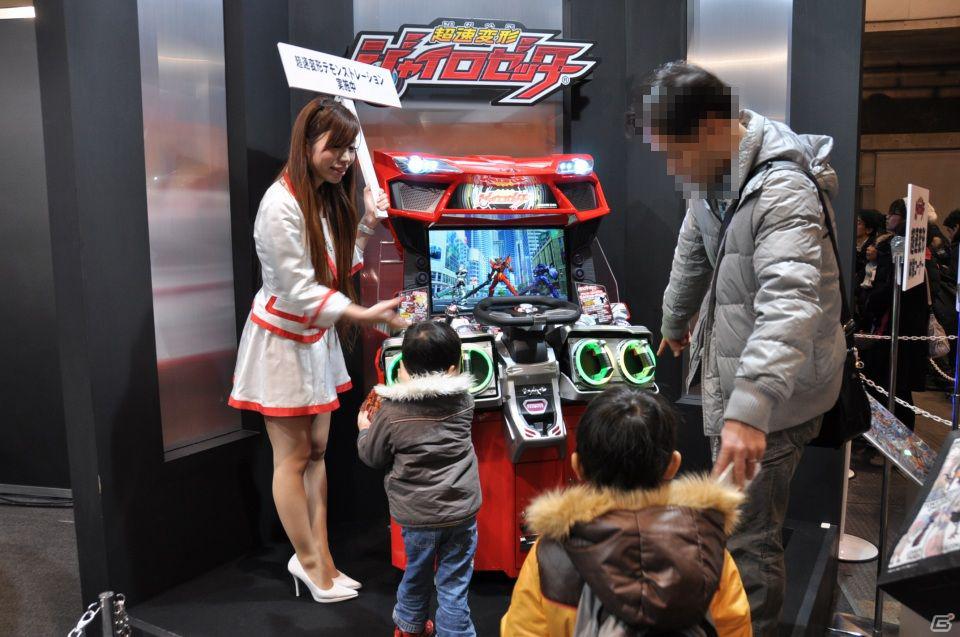 【ジャンプフェスタ2012】スクウェア・エニックスブースでは3DSタイトルの試遊台が多数！Vジャンプ編集部が質問する「ドラゴンクエストX」スペシャルステージも開催の画像78