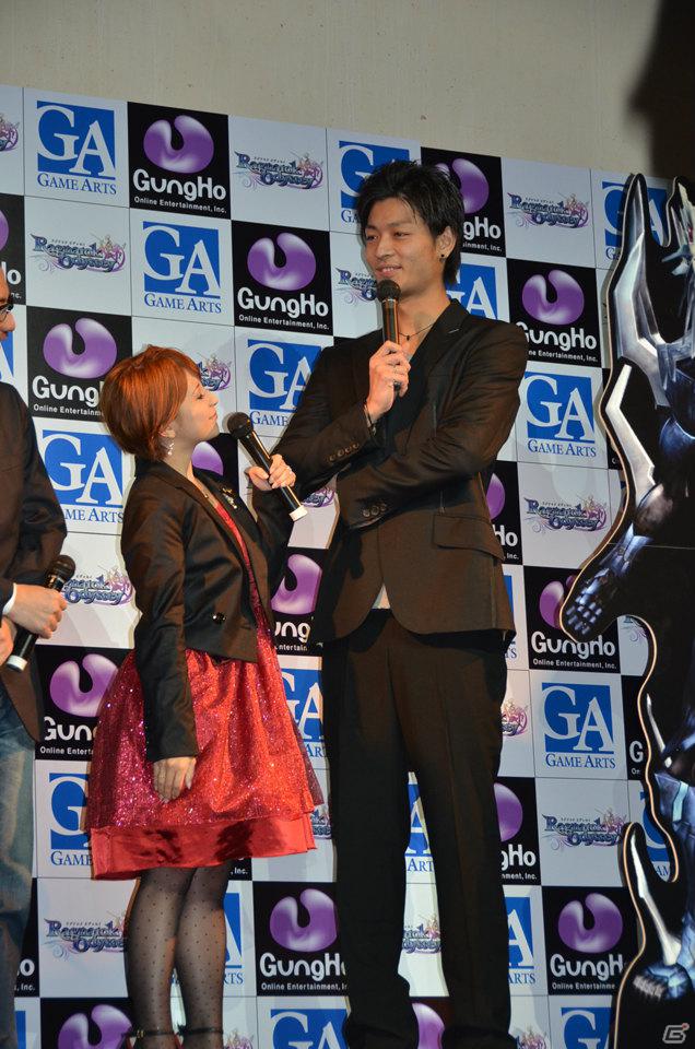 “巨人”にちなみ（？）矢口真里さん＆中村昌也さんが登場！「ラグナロク オデッセイ」完成披露パーティーが開催の画像18