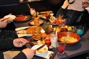 1月25日ついにオープン！ゲームにちなんだフード＆ドリンクが用意！食べて飲んで試遊もできる「カプコンバー」メディア向け内覧会レポートの画像62