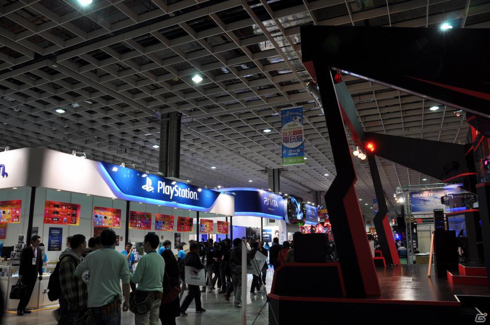 【台北国際ゲームショウ 2012】いよいよ開幕！SCETメインブースでは台湾の「オタク女神」ことアンバー・アンがダンスを披露、PS Vita試遊台が多数準備の画像15