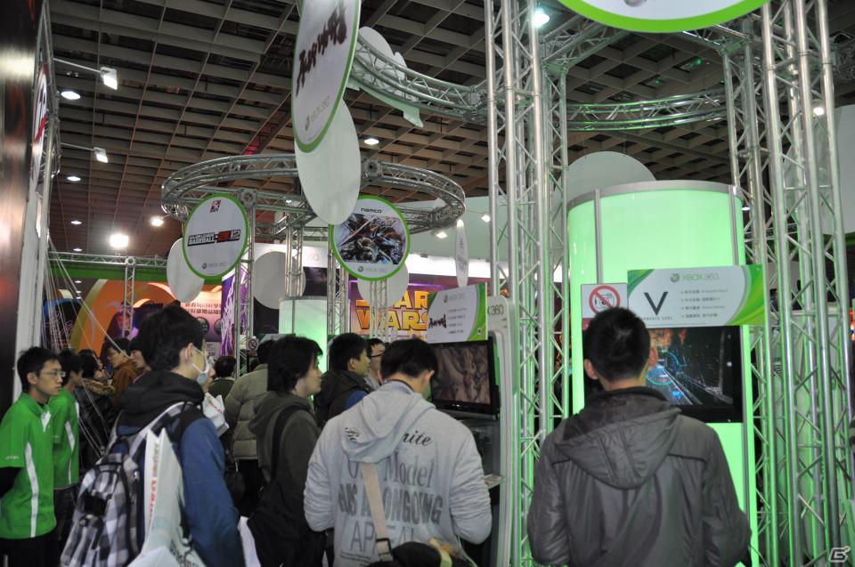【台北国際ゲームショウ 2012】Microsoft Xbox 360イベントブースで「Kinectスター・ウォーズ」の世界からルークやストームトルーパーが登場！？Kinectタイトルを全力で遊びまくる来場者もの画像39