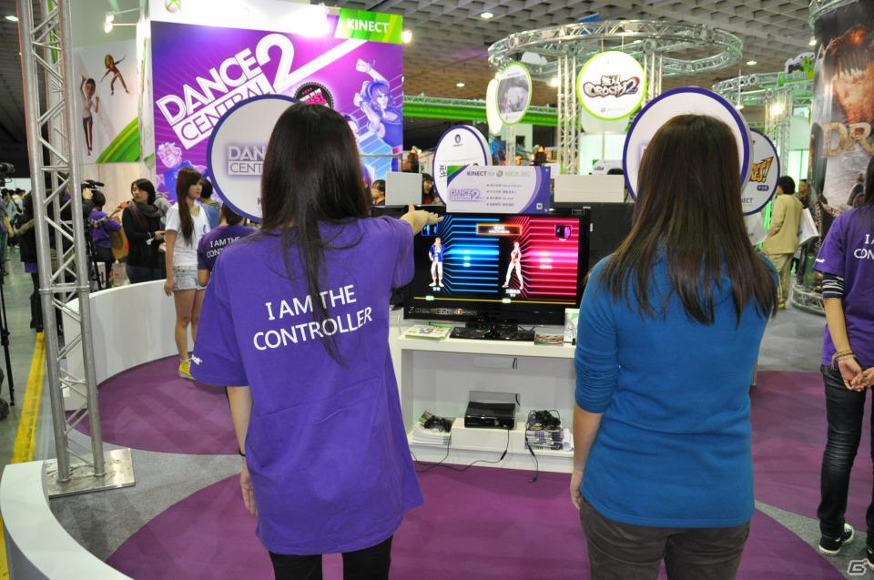 【台北国際ゲームショウ 2012】Microsoft Xbox 360イベントブースで「Kinectスター・ウォーズ」の世界からルークやストームトルーパーが登場！？Kinectタイトルを全力で遊びまくる来場者もの画像48
