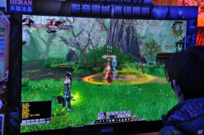 【台北国際ゲームショウ 2012】「九剣」「古龍争覇」など主流はやはり武侠型MMORPG、痛快なSF横スクロールアクション「藍星戦記」も人気！オンラインゲームブースレポートその1の画像17