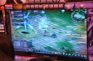 【台北国際ゲームショウ 2012】「九剣」「古龍争覇」など主流はやはり武侠型MMORPG、痛快なSF横スクロールアクション「藍星戦記」も人気！オンラインゲームブースレポートその1の画像39