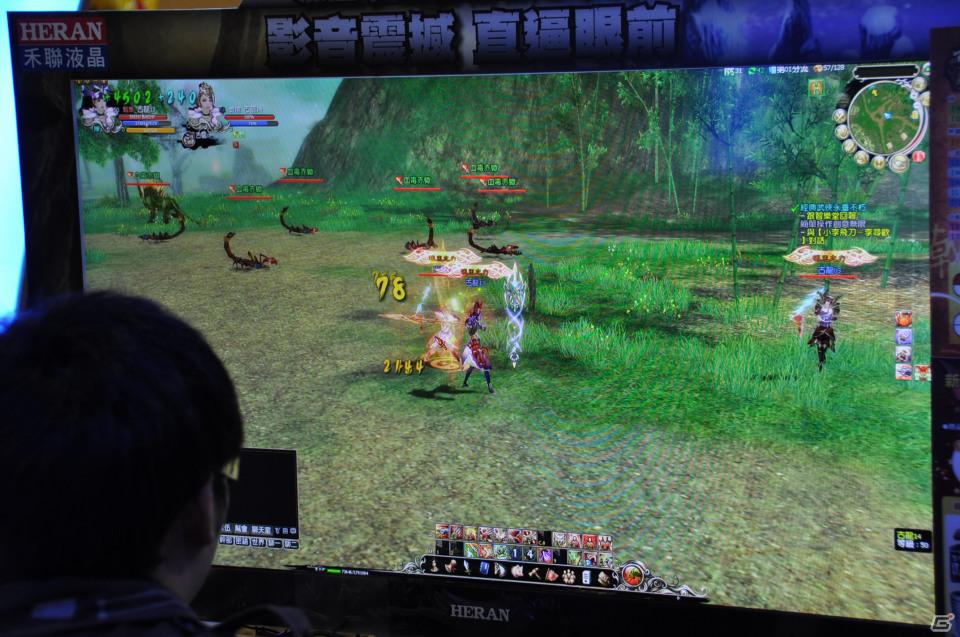 【台北国際ゲームショウ 2012】「九剣」「古龍争覇」など主流はやはり武侠型MMORPG、痛快なSF横スクロールアクション「藍星戦記」も人気！オンラインゲームブースレポートその1の画像15