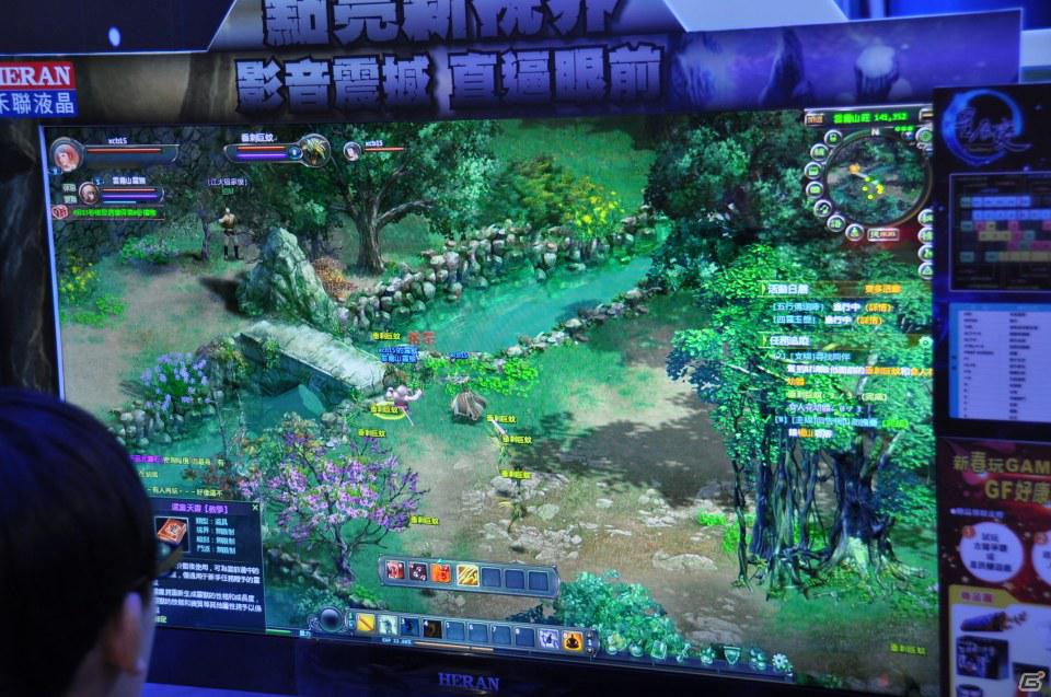 【台北国際ゲームショウ 2012】「九剣」「古龍争覇」など主流はやはり武侠型MMORPG、痛快なSF横スクロールアクション「藍星戦記」も人気！オンラインゲームブースレポートその1の画像31