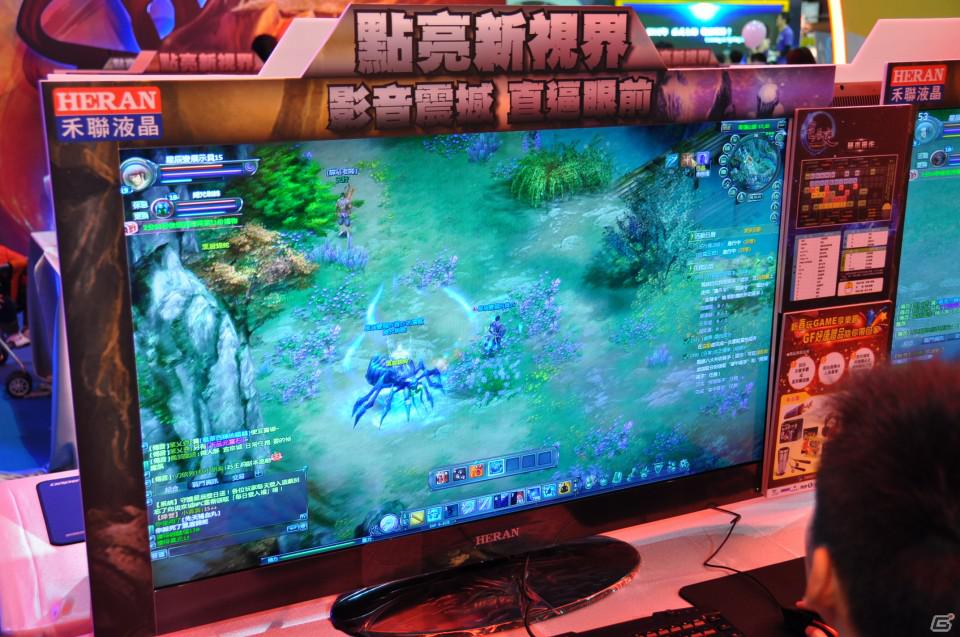 【台北国際ゲームショウ 2012】「九剣」「古龍争覇」など主流はやはり武侠型MMORPG、痛快なSF横スクロールアクション「藍星戦記」も人気！オンラインゲームブースレポートその1の画像35