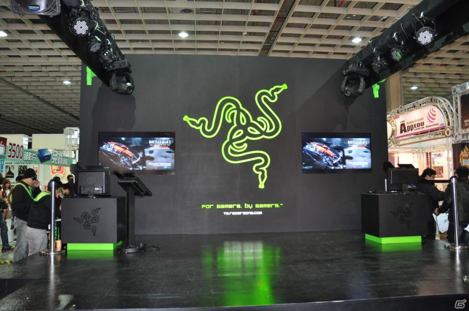 【台北国際ゲームショウ 2012】マウスやキーボードなどもしっかり試遊！ゲーミングデバイスメーカーブースはどこも混雑、その場で購入していくゲーマーもの画像5