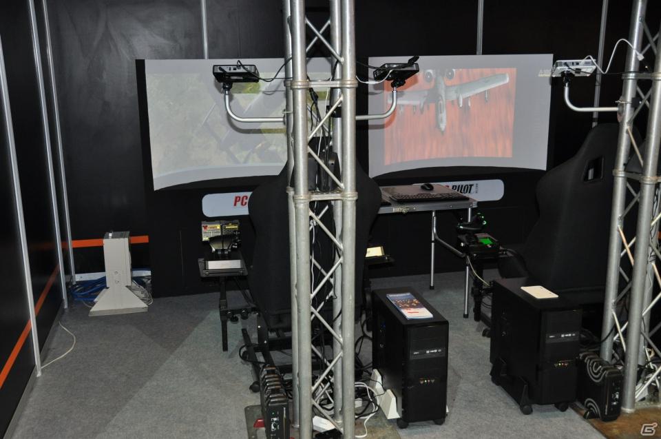 【台北国際ゲームショウ 2012】PCソフトやデバイス、デジカメからラジコンヘリ、実物大のアイツのあの刀まで売ってます！もちろん版権グッズや同人誌も！？TGSレポート番外編の画像17