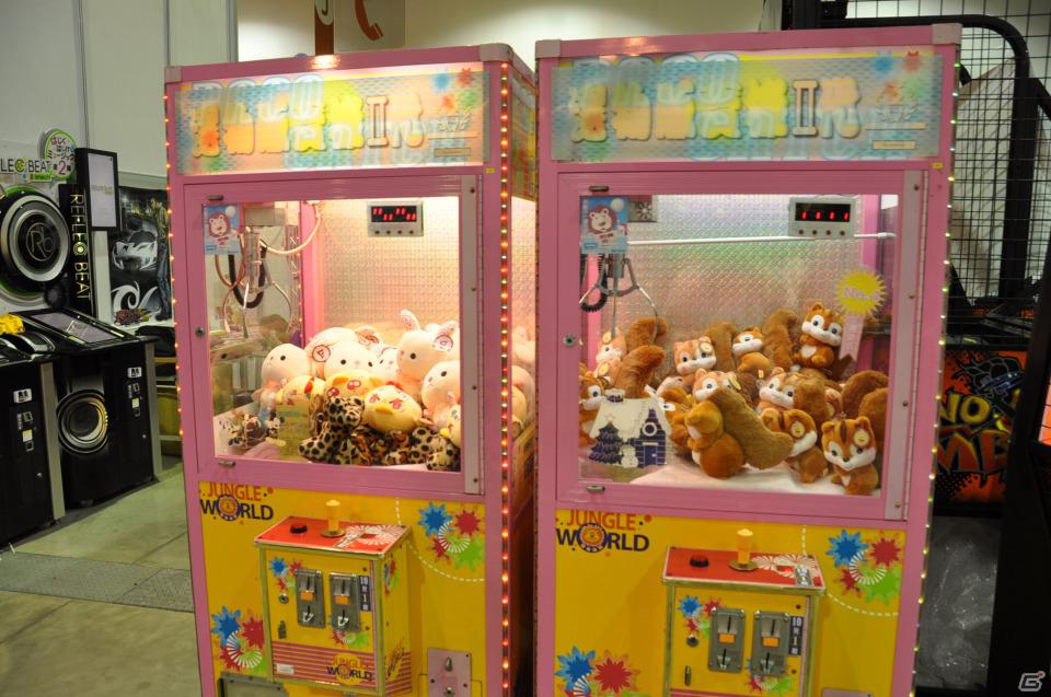 【台北国際ゲームショウ 2012】PCソフトやデバイス、デジカメからラジコンヘリ、実物大のアイツのあの刀まで売ってます！もちろん版権グッズや同人誌も！？TGSレポート番外編の画像35