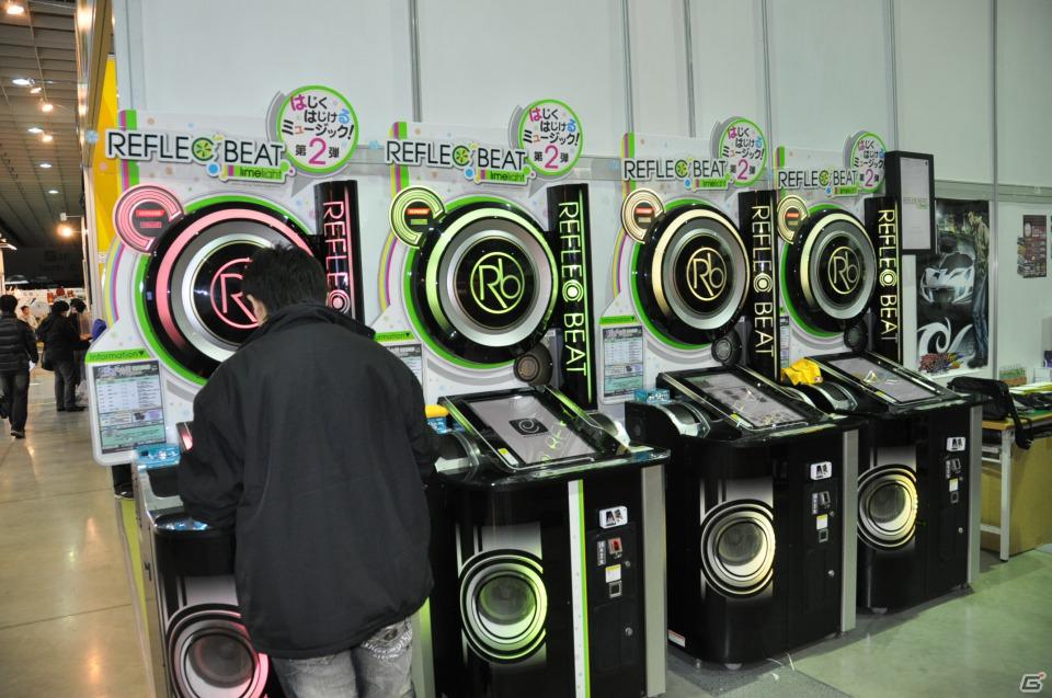 【台北国際ゲームショウ 2012】PCソフトやデバイス、デジカメからラジコンヘリ、実物大のアイツのあの刀まで売ってます！もちろん版権グッズや同人誌も！？TGSレポート番外編の画像36