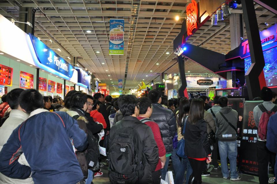 【台北国際ゲームショウ 2012】やっぱりアジアのゲーマーたちはエネルギッシュ！規模は小さいが試遊して購入する楽しみの詰まった、まさに「ゲーム見本市」の画像11