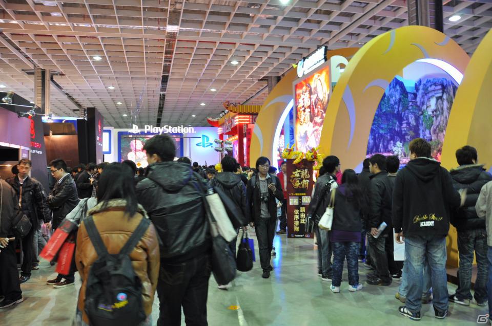 【台北国際ゲームショウ 2012】やっぱりアジアのゲーマーたちはエネルギッシュ！規模は小さいが試遊して購入する楽しみの詰まった、まさに「ゲーム見本市」の画像17