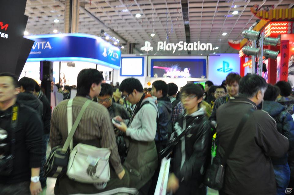 【台北国際ゲームショウ 2012】やっぱりアジアのゲーマーたちはエネルギッシュ！規模は小さいが試遊して購入する楽しみの詰まった、まさに「ゲーム見本市」の画像20