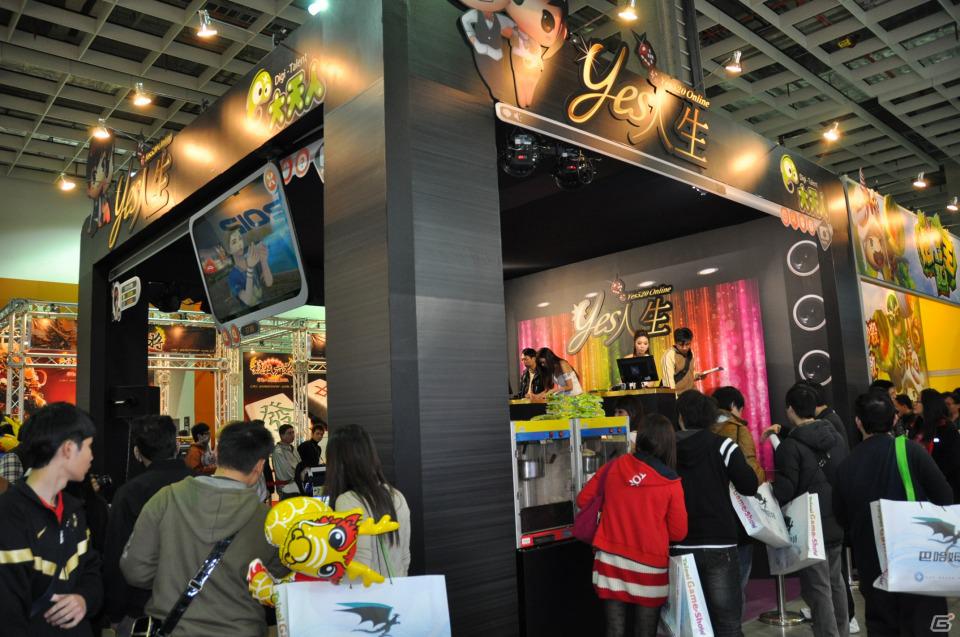 【台北国際ゲームショウ 2012】やっぱりアジアのゲーマーたちはエネルギッシュ！規模は小さいが試遊して購入する楽しみの詰まった、まさに「ゲーム見本市」の画像32
