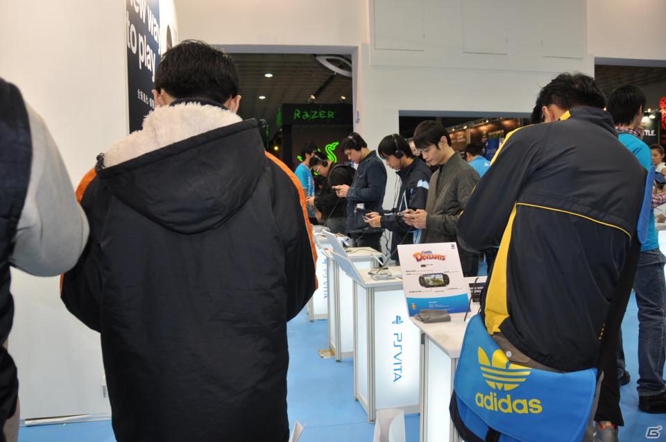 【台北国際ゲームショウ 2012】やっぱりアジアのゲーマーたちはエネルギッシュ！規模は小さいが試遊して購入する楽しみの詰まった、まさに「ゲーム見本市」の画像41