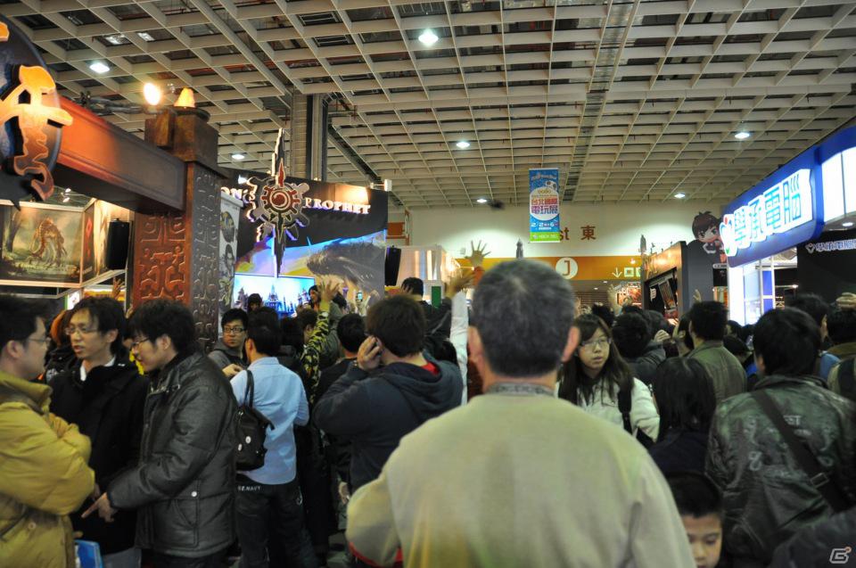 【台北国際ゲームショウ 2012】やっぱりアジアのゲーマーたちはエネルギッシュ！規模は小さいが試遊して購入する楽しみの詰まった、まさに「ゲーム見本市」の画像47