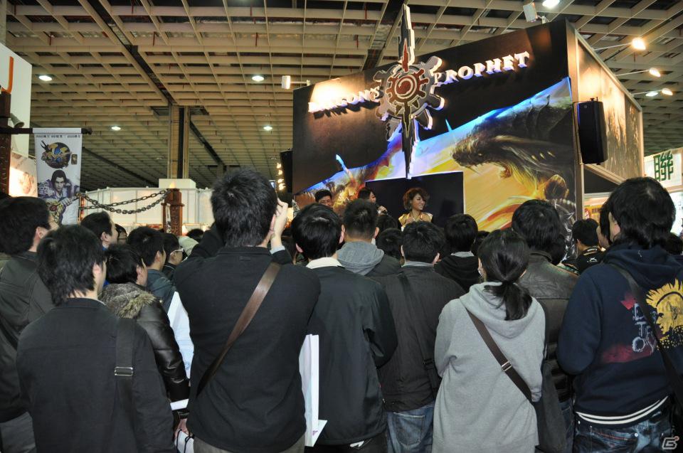 【台北国際ゲームショウ 2012】やっぱりアジアのゲーマーたちはエネルギッシュ！規模は小さいが試遊して購入する楽しみの詰まった、まさに「ゲーム見本市」の画像59