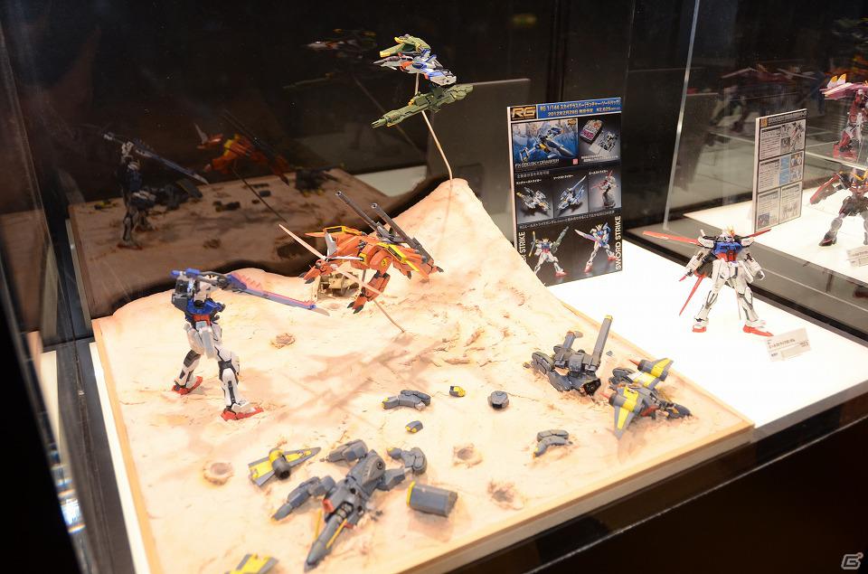 「ガンダムEXA」からレオス＆セシアの参戦が決定！「EXVS.FB」の発表もあったAC版「機動戦士ガンダム エクストリームバーサス プレミアムドッグファイト2012 決勝大会」レポートの画像50