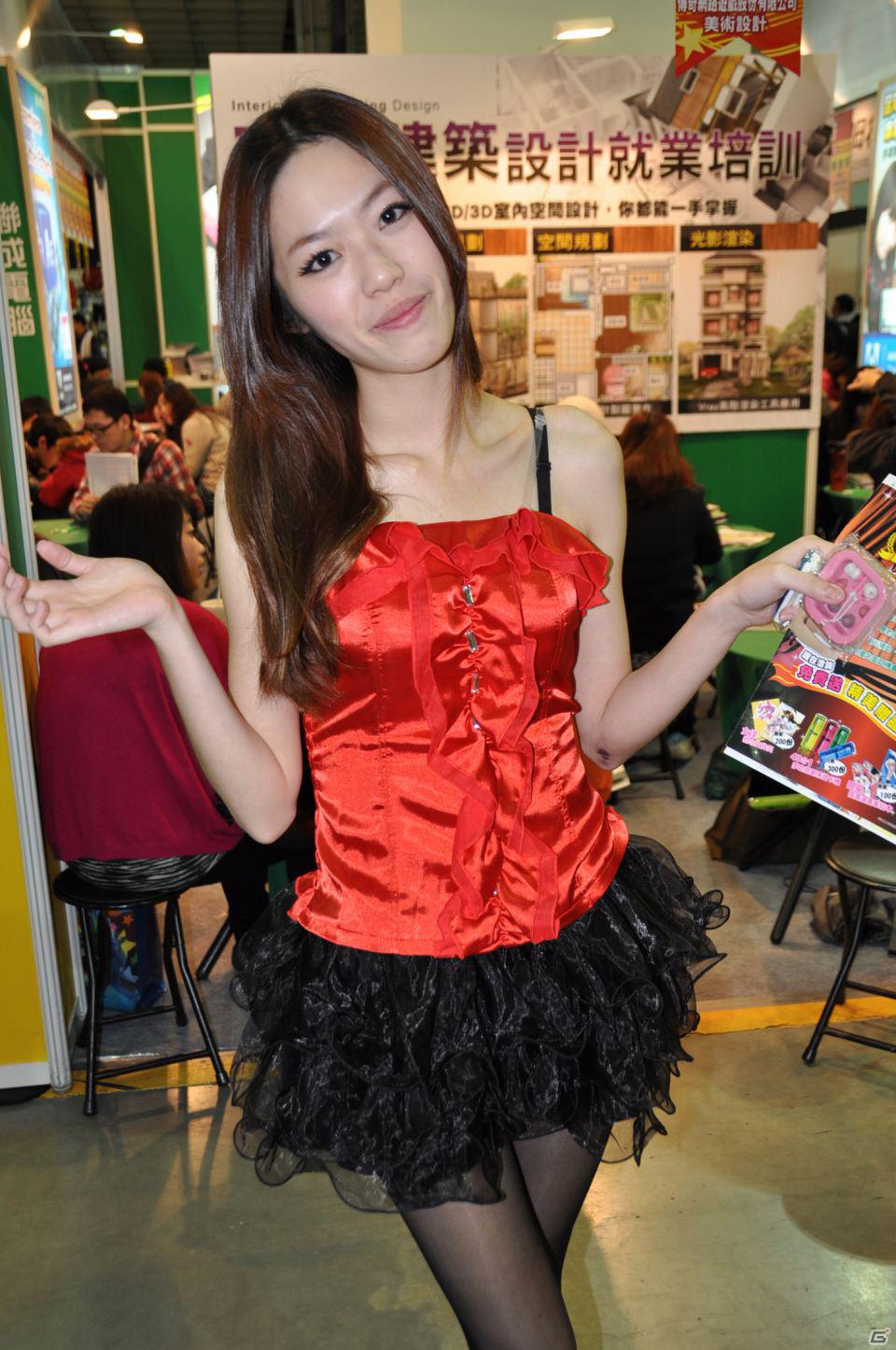 【台北国際ゲームショウ 2012】ブースで輝く美女たち！艶やかな衣装やダンスパフォーマンスで彩られたコンパニオン写真集をお届け！の画像23