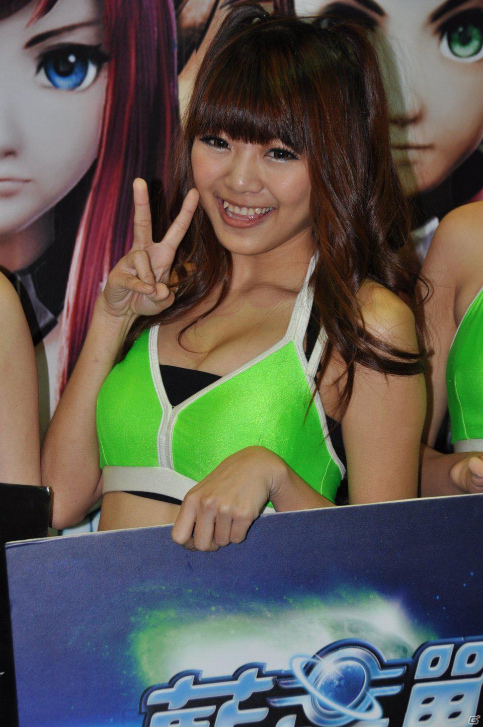 【台北国際ゲームショウ 2012】ブースで輝く美女たち！艶やかな衣装やダンスパフォーマンスで彩られたコンパニオン写真集をお届け！の画像64