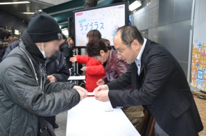 内田氏＆ミノ☆タロー氏が登場し盛り上がった3DS「NEWラブプラス」発売記念イベントをレポート！セブン-イレブンに登場した“巨大カノジョ”も紹介の画像37