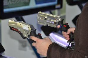 ガンスタイルを変化させると全く違う攻撃が可能に。ダブルガンデバイスはやっぱりカッコイイ！AC「ガンスリンガー ストラトス」メディア向け体験会レポの画像36