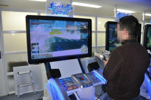 ガンスタイルを変化させると全く違う攻撃が可能に。ダブルガンデバイスはやっぱりカッコイイ！AC「ガンスリンガー ストラトス」メディア向け体験会レポの画像39