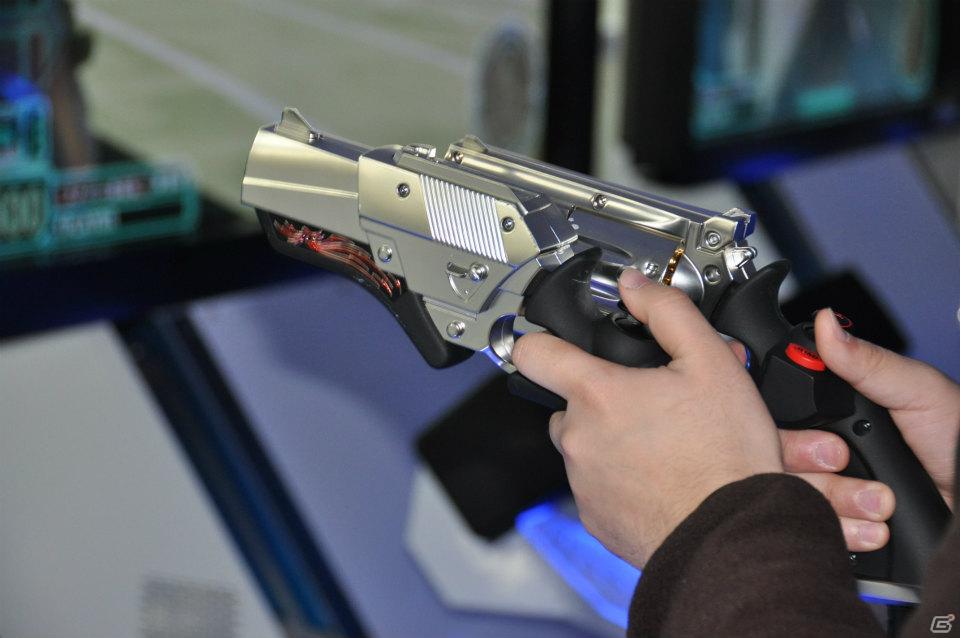 ガンスタイルを変化させると全く違う攻撃が可能に。ダブルガンデバイスはやっぱりカッコイイ！AC「ガンスリンガー ストラトス」メディア向け体験会レポの画像44