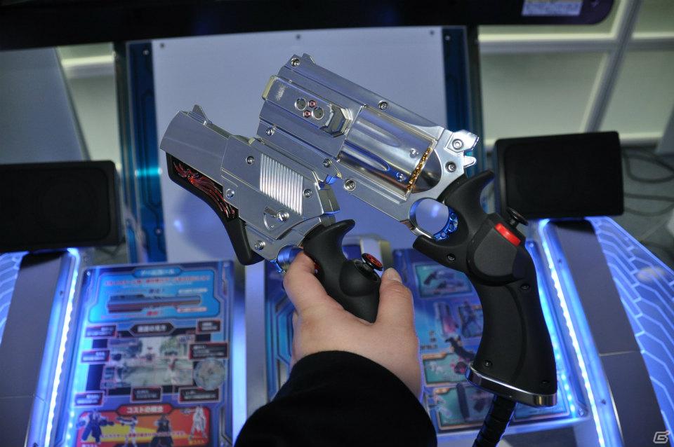 ガンスタイルを変化させると全く違う攻撃が可能に。ダブルガンデバイスはやっぱりカッコイイ！AC「ガンスリンガー ストラトス」メディア向け体験会レポの画像56