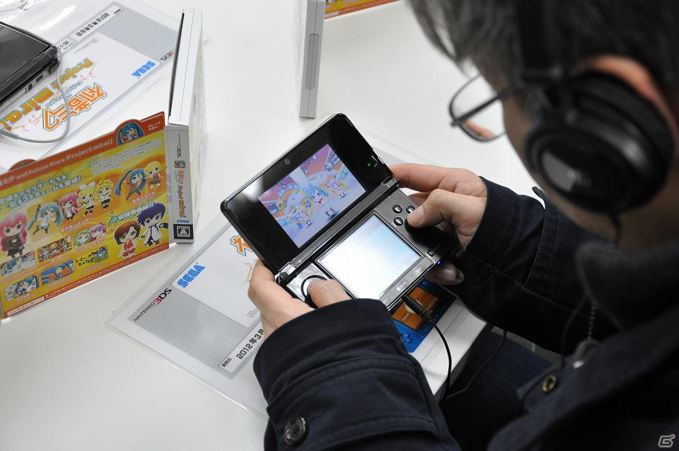 まだ発表されていないギミックも満載！？プロデューサー＆ディレクターも訪れた3DS「初音ミク and Future Stars Project mirai」店頭体験会レポートの画像10