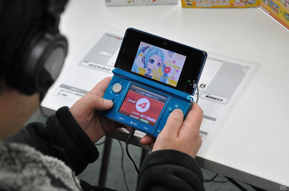 まだ発表されていないギミックも満載！？プロデューサー＆ディレクターも訪れた3DS「初音ミク and Future Stars Project mirai」店頭体験会レポートの画像11