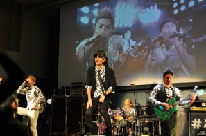 ゲストにうずまきナルト役の竹内順子さん、CC2の松山氏、そしてFLOWの生ライブも！頂上決戦も白熱したってばよ！！「NARUTO－ナルト－ ワールドツアー日本大会」レポートの画像67
