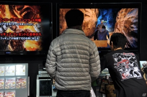 「アスラズ ラース」＆「ドラゴンズドグマ」先行プレイ！大阪・日本橋で実施された店舗体験会に行ってきました！キメラがホントに憎くなる骨太ファンタジーアクションを満喫の画像24
