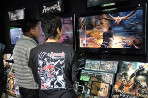 「アスラズ ラース」＆「ドラゴンズドグマ」先行プレイ！大阪・日本橋で実施された店舗体験会に行ってきました！キメラがホントに憎くなる骨太ファンタジーアクションを満喫の画像45