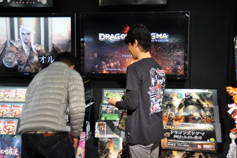 「アスラズ ラース」＆「ドラゴンズドグマ」先行プレイ！大阪・日本橋で実施された店舗体験会に行ってきました！キメラがホントに憎くなる骨太ファンタジーアクションを満喫の画像9