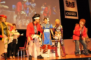 小野P＆原田氏がMissストクロから嬉しいケツキック！？白熱した全国大会決勝やモデルのJOYさんが登壇してのジャンブルモードデモプレイ、コラボ衣装情報も！ストクロ完成記念イベントレポの画像103