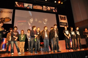 小野P＆原田氏がMissストクロから嬉しいケツキック！？白熱した全国大会決勝やモデルのJOYさんが登壇してのジャンブルモードデモプレイ、コラボ衣装情報も！ストクロ完成記念イベントレポの画像117