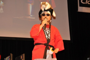 小野P＆原田氏がMissストクロから嬉しいケツキック！？白熱した全国大会決勝やモデルのJOYさんが登壇してのジャンブルモードデモプレイ、コラボ衣装情報も！ストクロ完成記念イベントレポの画像38